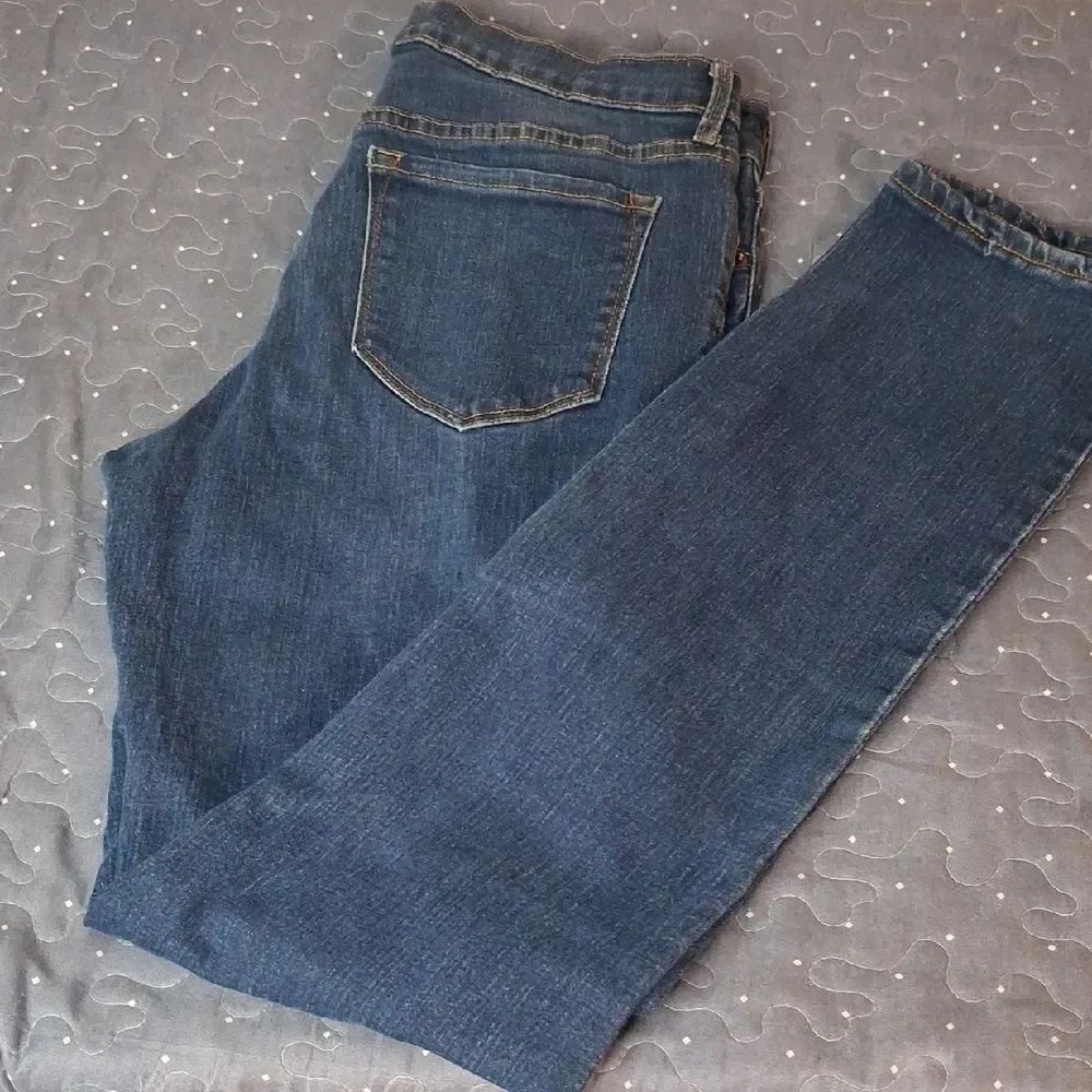 Old Navy Mid rise Original Dark Blue Women's Jeans size size 8 long